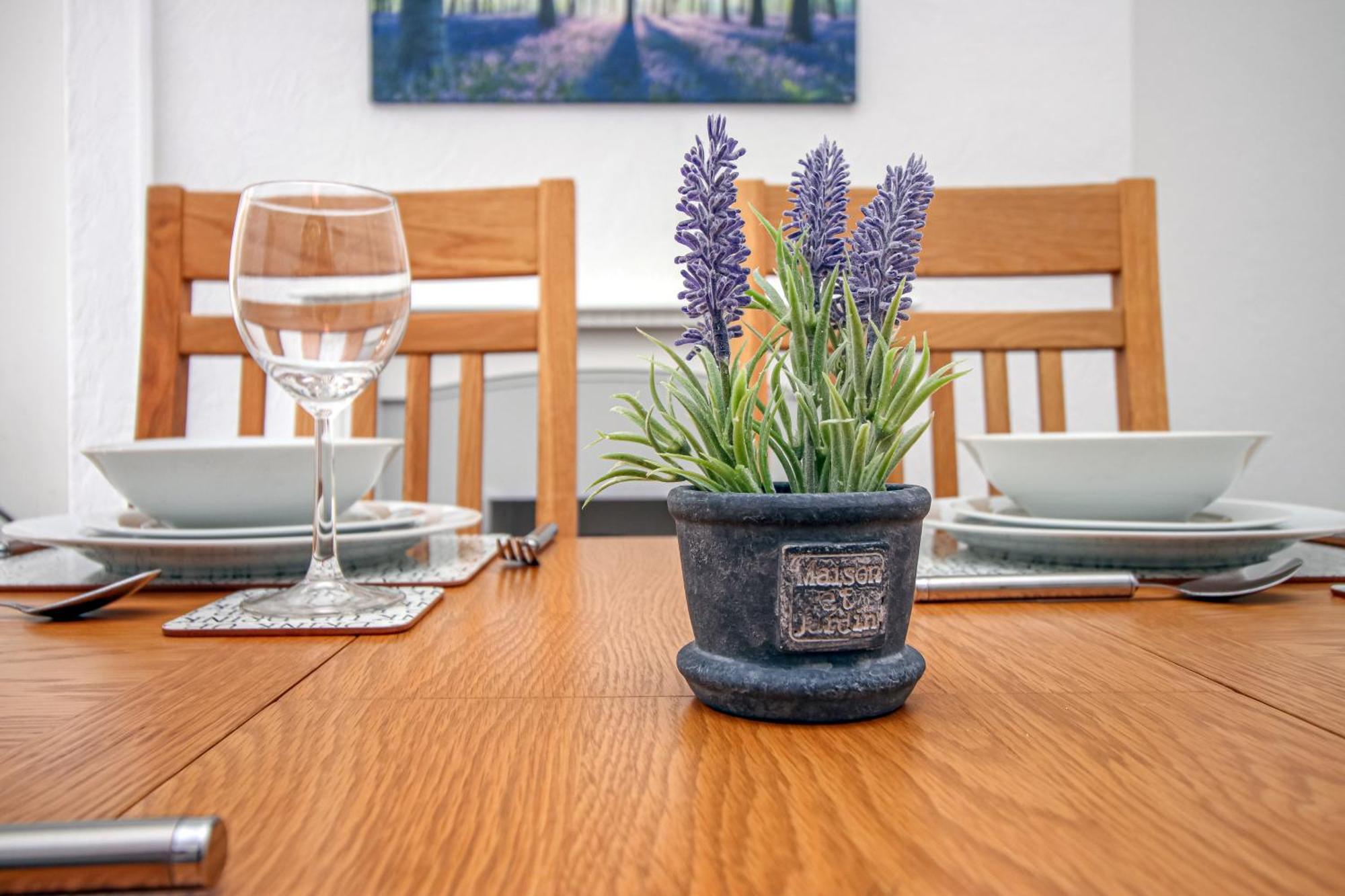 Norton Terrace Charming Home In The Beautiful Afan Forest By Staystaycations Port Talbot Zewnętrze zdjęcie